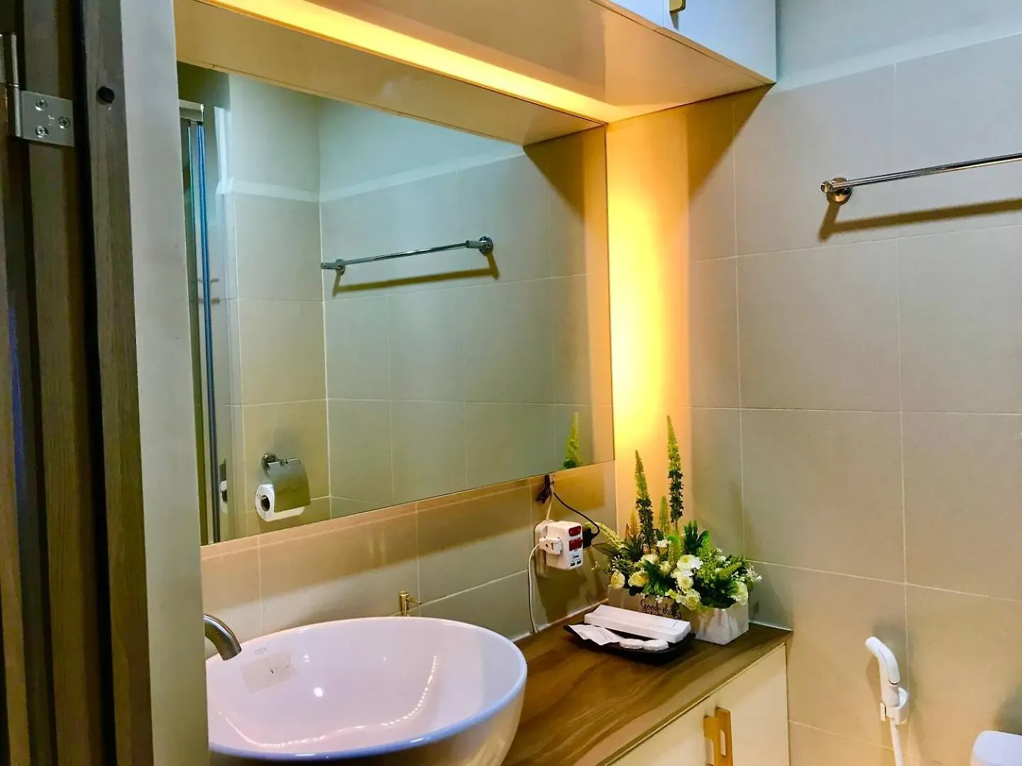 Smdc Fame Residences Tower1 Manila 0*,